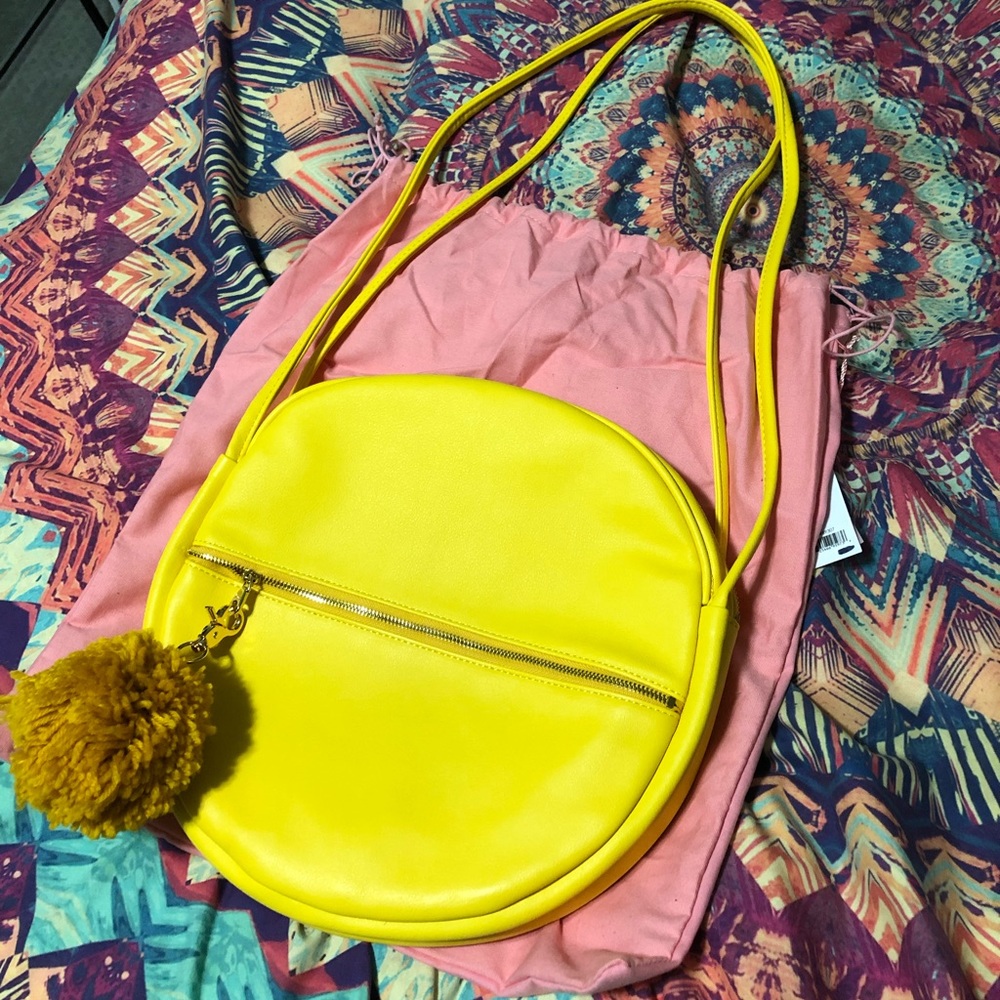 Amigo Circle Bag